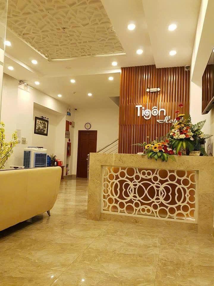 Hotel Tigon 头顿 外观 照片