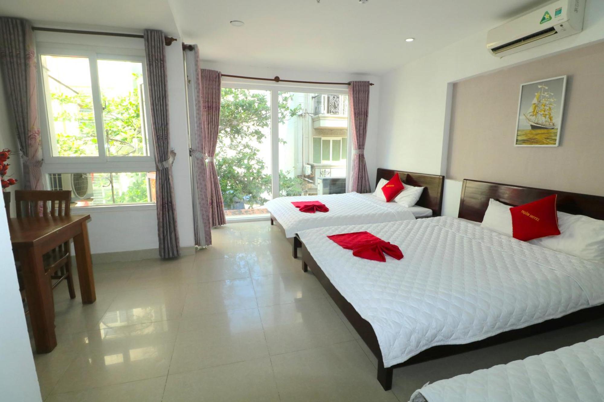 Hotel Tigon 头顿 外观 照片